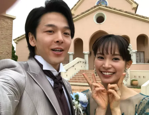 関水渚さんと中村倫也さんの画像